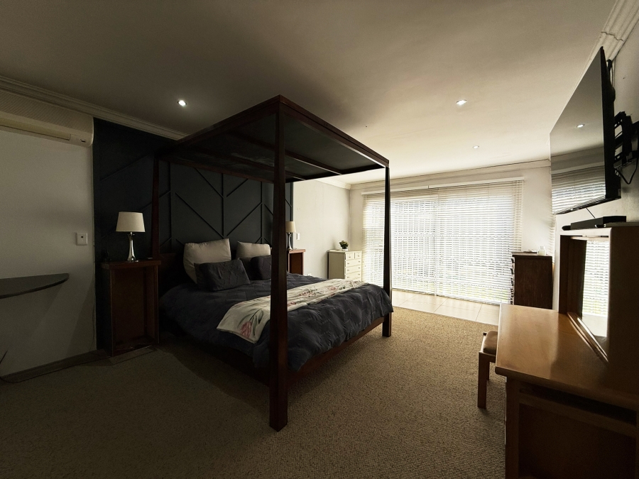 3 Bedroom Property for Sale in Van Der Hoff Park North West